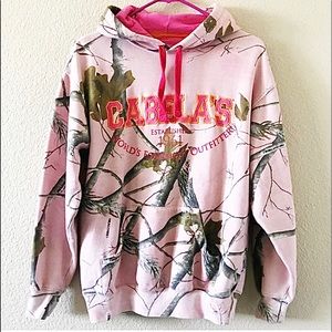 Cabela’s pink camo sweatshirt size small